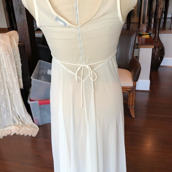 Flora Nikrooz L long embroidered chemise NEW - Picture 4 of 7